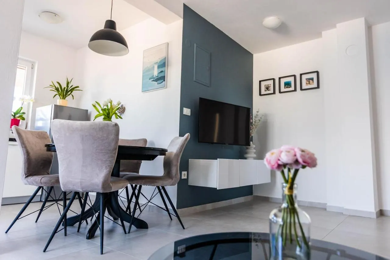 Apartments Rising Sun, Razanac Croatia