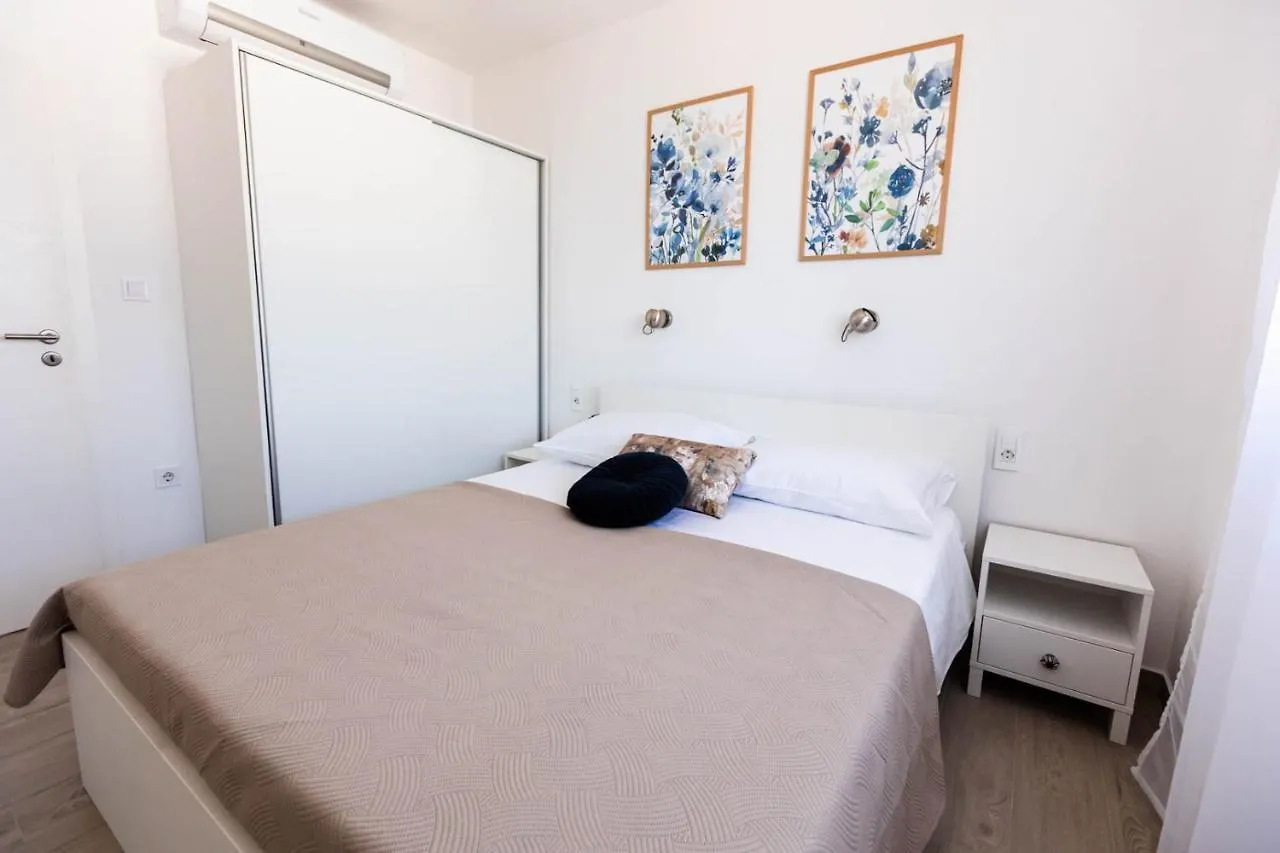 Apartments Rising Sun, Razanac Croatia